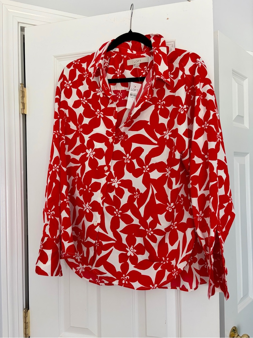 LOFT Red and White Floral Button-Down Shirt